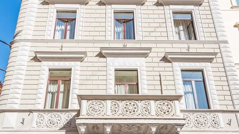 <b>Rafaello, Sure Hotel Collection by BW Exterior</b>. Images powered by <a href="https://iceportal.shijigroup.com/" title="IcePortal" target="_blank">IcePortal</a>.