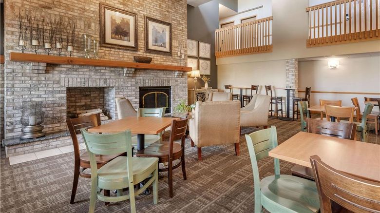 <b>SureStay Plus by Best Western Litchfield Restaurant</b>. Images powered by <a href="https://iceportal.shijigroup.com/" title="IcePortal" target="_blank">IcePortal</a>.