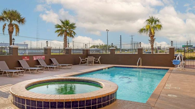 Best Western Texas City Pool