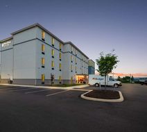 MainStay Suites Carlisle-Harrisburg Exterior