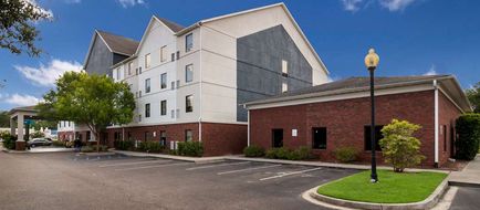 Clarion Pointe Charleston-West Ashley Exterior