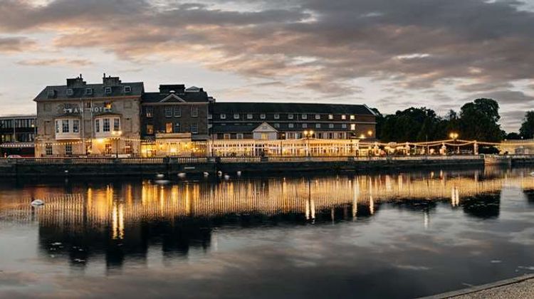 Bedford Swan Hotel Exterior
