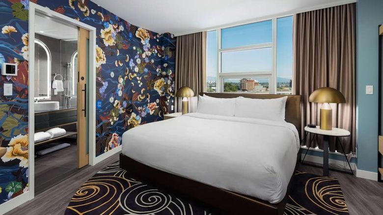 <b>Versante Hotel Suite</b>. Images powered by <a href="https://iceportal.shijigroup.com/" title="IcePortal" target="_blank">IcePortal</a>.