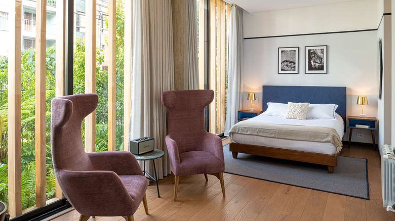 <b>HAB Hotel Suite</b>. Images powered by <a href="https://iceportal.shijigroup.com/" title="IcePortal" target="_blank">IcePortal</a>.