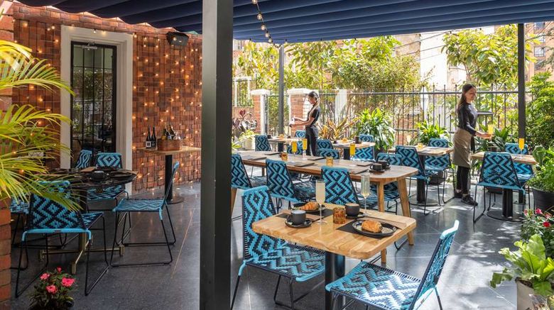 <b>HAB Hotel Restaurant</b>. Images powered by <a href="https://iceportal.shijigroup.com/" title="IcePortal" target="_blank">IcePortal</a>.