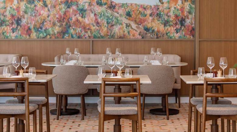 <b>Amora Hotel Brisbane Restaurant</b>. Images powered by <a href="https://iceportal.shijigroup.com/" title="IcePortal" target="_blank">IcePortal</a>.
