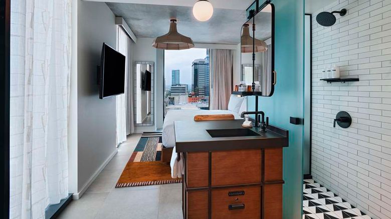 <b>tommie Austin Room</b>. Images powered by <a href="https://iceportal.shijigroup.com/" title="IcePortal" target="_blank">IcePortal</a>.