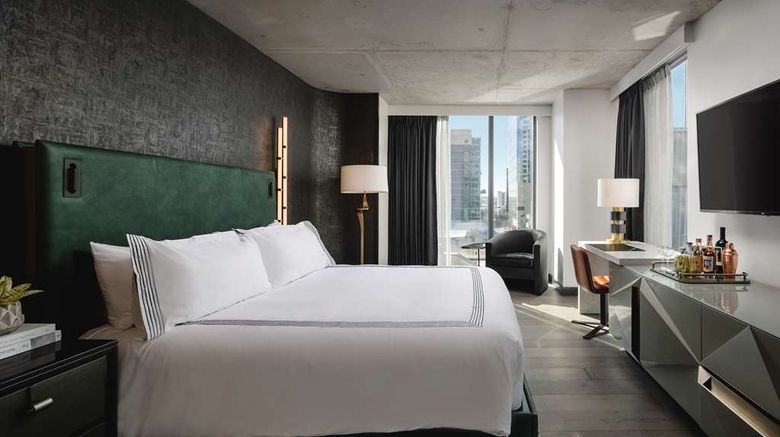 <b>Thompson Austin by Hyatt Room</b>. Images powered by <a href="https://iceportal.shijigroup.com/" title="IcePortal" target="_blank">IcePortal</a>.