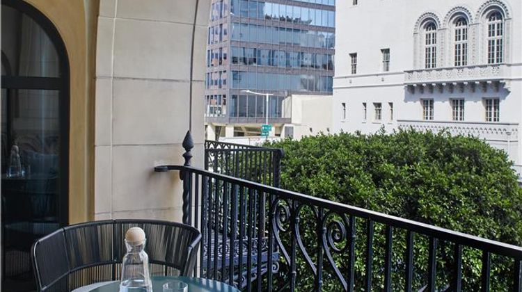 Hotel Figueroa Suite