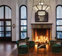Hotel Figueroa Lobby
