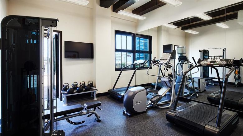 <b>Hotel Figueroa Health</b>. Images powered by <a href="https://iceportal.shijigroup.com/" title="IcePortal" target="_blank">IcePortal</a>.
