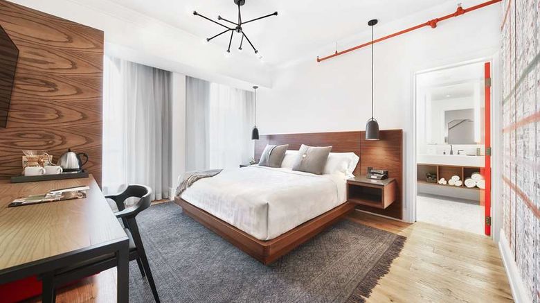<b>The Walper Hotel Suite</b>. Images powered by <a href="https://iceportal.shijigroup.com/" title="IcePortal" target="_blank">IcePortal</a>.