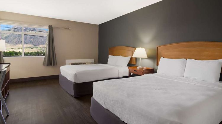 Acadian Inn Kamloops Room