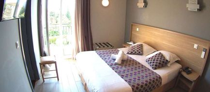 Atoll Hotel Room
