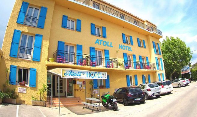 Atoll Hotel Exterior