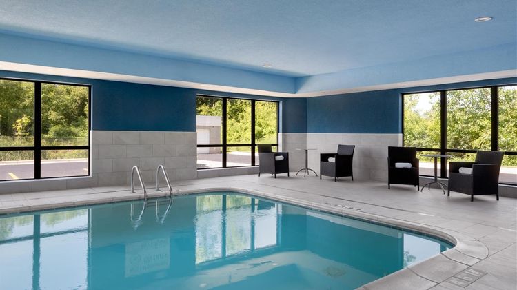 Hampton Inn & Suites Ypsilanti Pool