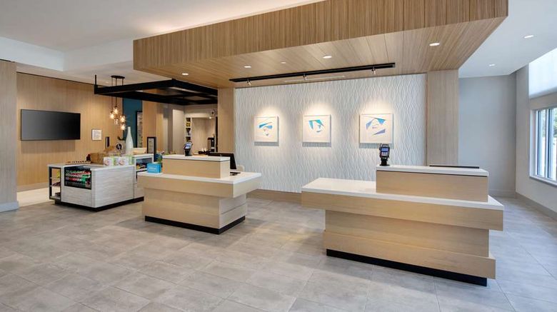 <b>Hilton Garden Inn Panama City Airport Lobby</b>. Images powered by <a href="https://iceportal.shijigroup.com/" title="IcePortal" target="_blank">IcePortal</a>.