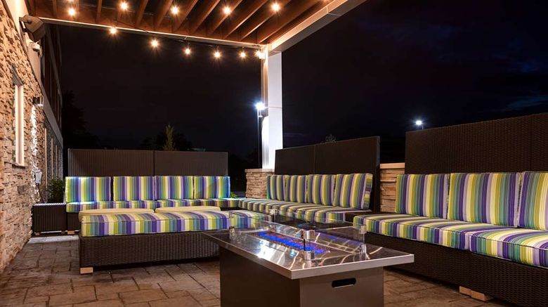 <b>Home2 Suites Lincolnshire Chicago Exterior</b>. Images powered by <a href="https://iceportal.shijigroup.com/" title="IcePortal" target="_blank">IcePortal</a>.