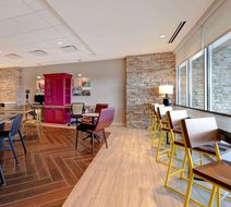 Home2 Suites Lincolnshire Chicago Lobby
