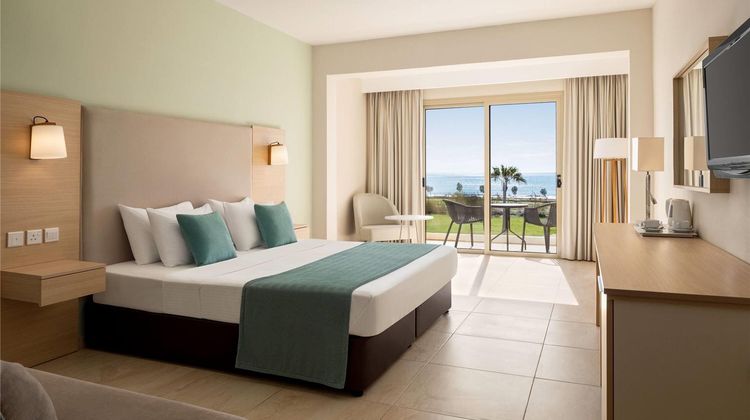 Ramada Hotel & Suites by Wyndham Ayia Napa Room