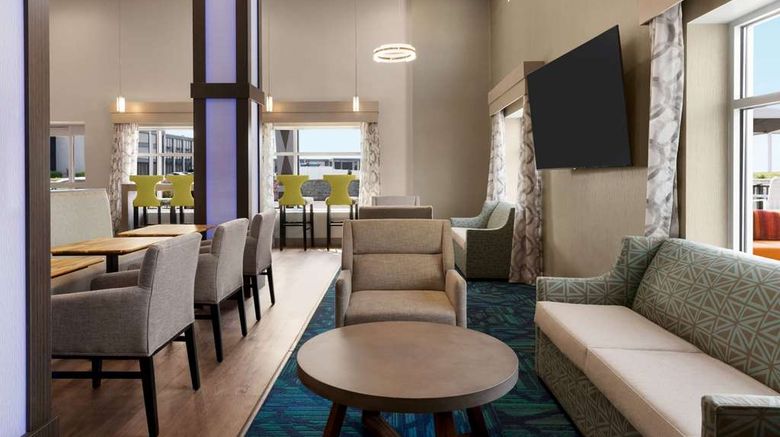 <b>Days Inn & Suites by Wyndham Lobby</b>. Images powered by <a href="https://iceportal.shijigroup.com/" title="IcePortal" target="_blank">IcePortal</a>.