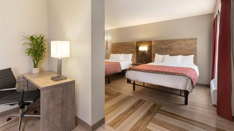 <b>Days Inn & Suites by Wyndham Suite</b>. Images powered by <a href="https://iceportal.shijigroup.com/" title="IcePortal" target="_blank">IcePortal</a>.