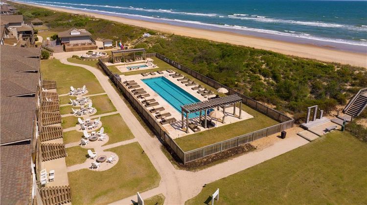 Sanderling Resort Pool