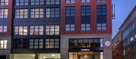 Cambria Hotel Portland Downtown Exterior