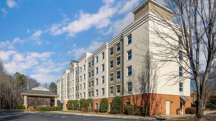 Comfort Suites Huntersville Exterior