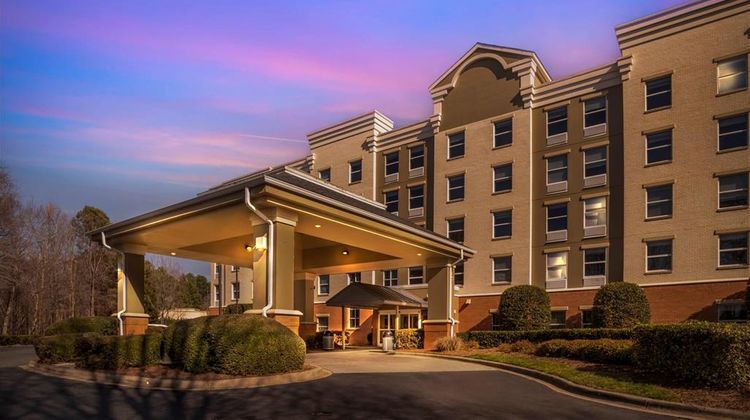Comfort Suites Huntersville Exterior