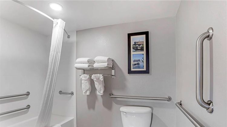 Comfort Suites Huntersville Room