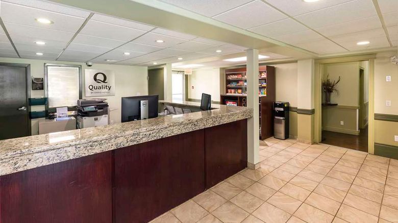 <b>Quality Inn and Suites Whitecourt Lobby</b>. Images powered by <a href="https://iceportal.shijigroup.com/" title="IcePortal" target="_blank">IcePortal</a>.