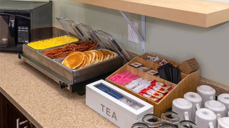 Quality Inn and Suites Whitecourt Restaurant