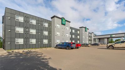 Quality Inn and Suites Whitecourt