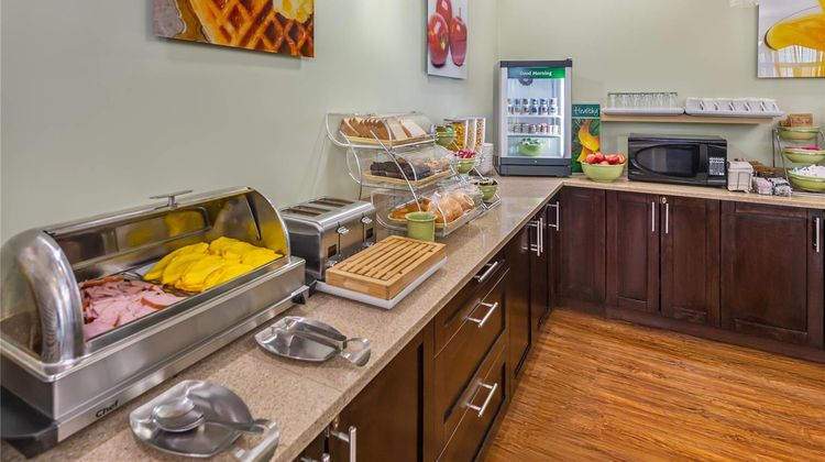 Quality Inn and Suites Whitecourt Restaurant
