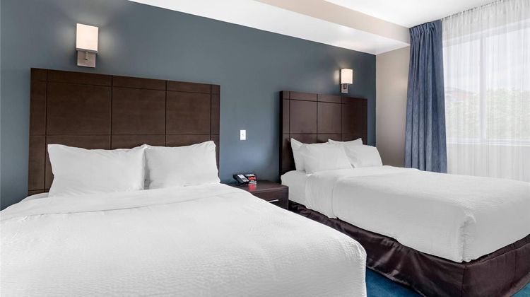 Econo Lodge Montreal Room