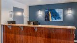 Econo Lodge Montreal Lobby