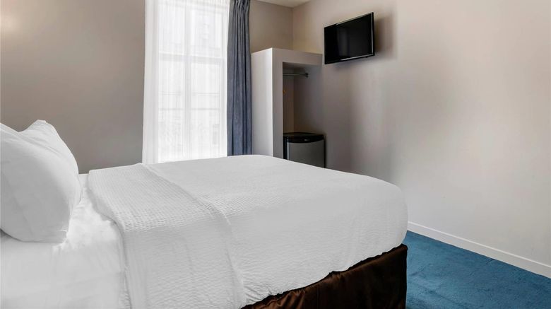 <b>Econo Lodge Montreal Room</b>. Images powered by <a href="https://iceportal.shijigroup.com/" title="IcePortal" target="_blank">IcePortal</a>.