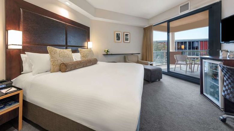<b>Amora Hotel Riverwalk Melbourne Room</b>. Images powered by <a href="https://iceportal.shijigroup.com/" title="IcePortal" target="_blank">IcePortal</a>.
