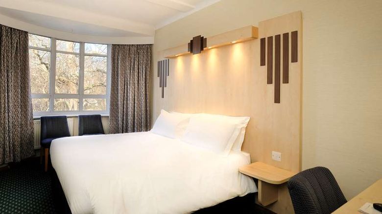 <b>Tavistock Hotel Room</b>. Images powered by <a href="https://iceportal.shijigroup.com/" title="IcePortal" target="_blank">IcePortal</a>.