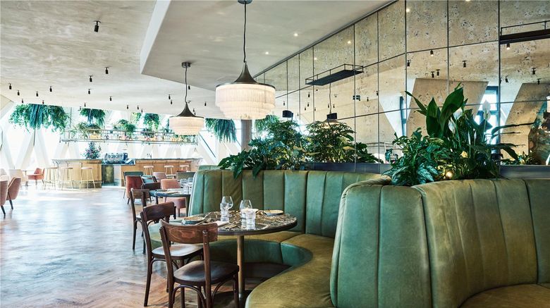 <b>Hotel Motto Restaurant</b>. Images powered by <a href="https://iceportal.shijigroup.com/" title="IcePortal" target="_blank">IcePortal</a>.