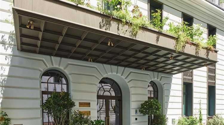 Hotel Motto Exterior