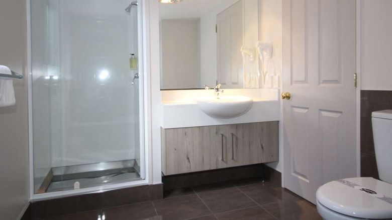 <b>Carramar Motor Inn Room</b>. Images powered by <a href="https://iceportal.shijigroup.com/" title="IcePortal" target="_blank">IcePortal</a>.