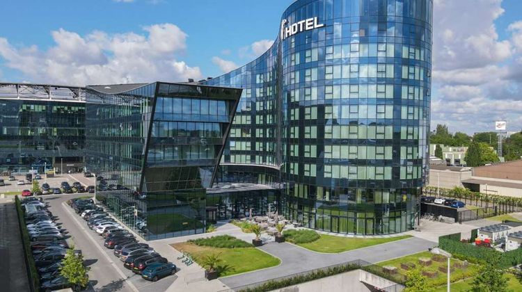 Van der Valk Hotel Ghent Exterior