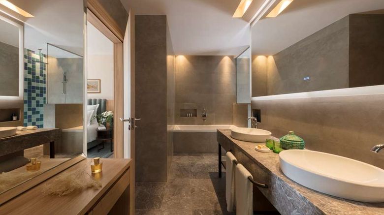 <b>Hyatt Regency Taghazout Suite</b>. Images powered by <a href="https://iceportal.shijigroup.com/" title="IcePortal" target="_blank">IcePortal</a>.