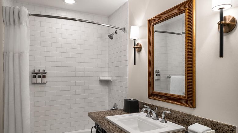 <b>Residences at Sweetgrass, Wild Dunes Room</b>. Images powered by <a href="https://iceportal.shijigroup.com/" title="IcePortal" target="_blank">IcePortal</a>.