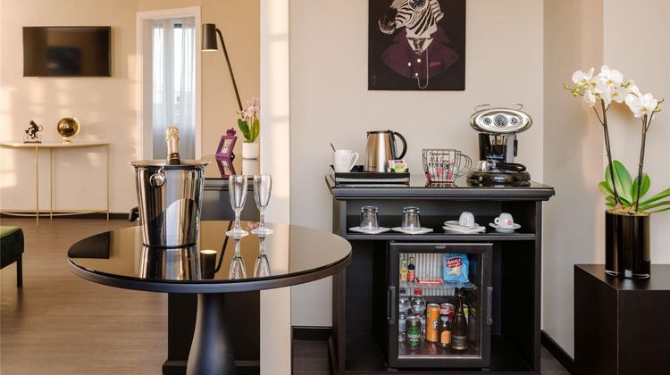 Mentana Hotel Suite