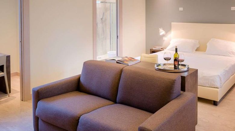 <b>Forte 16 Firenze Room</b>. Images powered by <a href="https://iceportal.shijigroup.com/" title="IcePortal" target="_blank">IcePortal</a>.