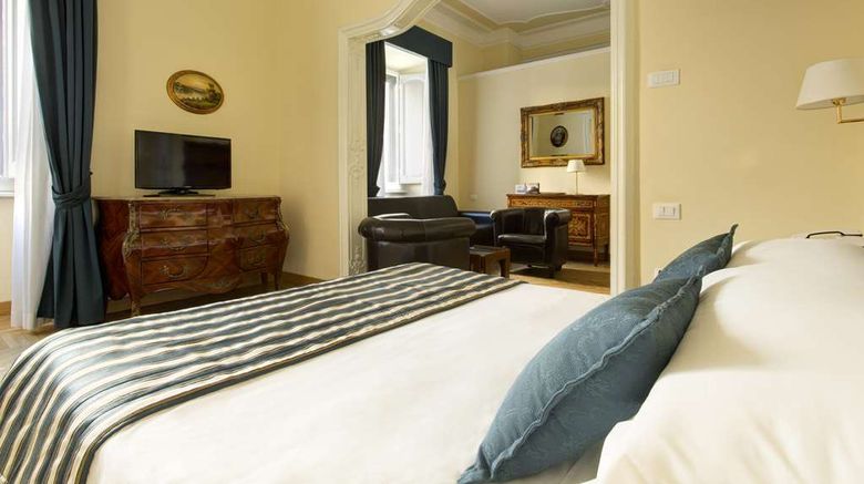 <b>Golden Tulip Rome Piram Room</b>. Images powered by <a href="https://iceportal.shijigroup.com/" title="IcePortal" target="_blank">IcePortal</a>.
