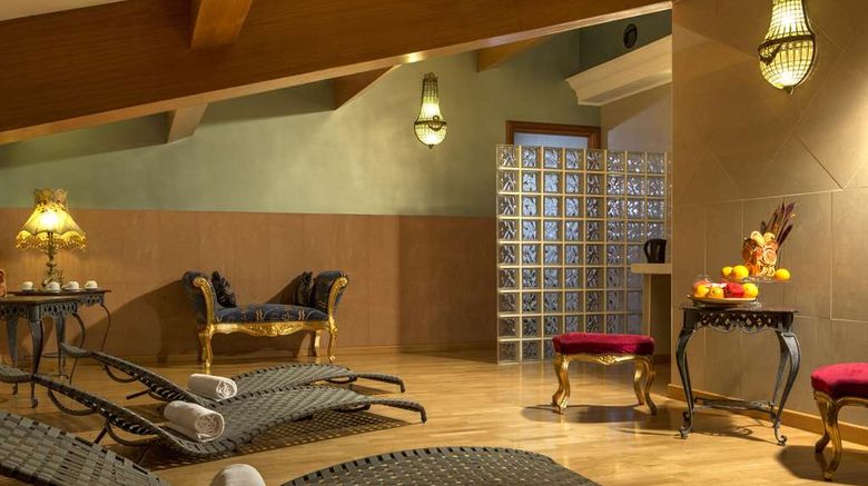 <b>Golden Tulip Rome Piram Spa</b>. Images powered by <a href="https://iceportal.shijigroup.com/" title="IcePortal" target="_blank">IcePortal</a>.
